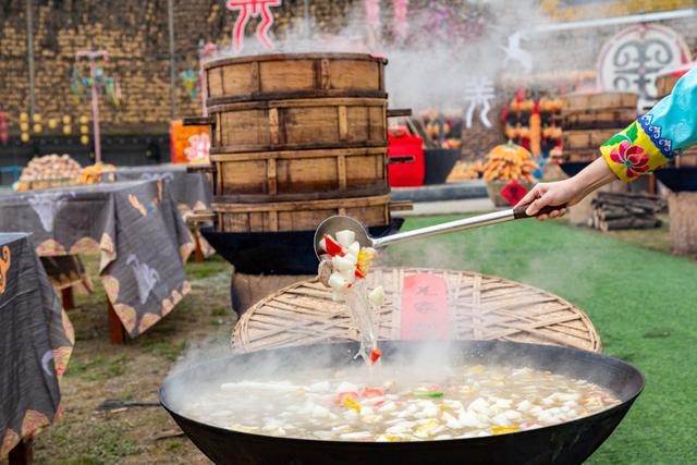 秋假免票福利+非遗羌历年双线发力，九皇山打造秋日文旅新场景