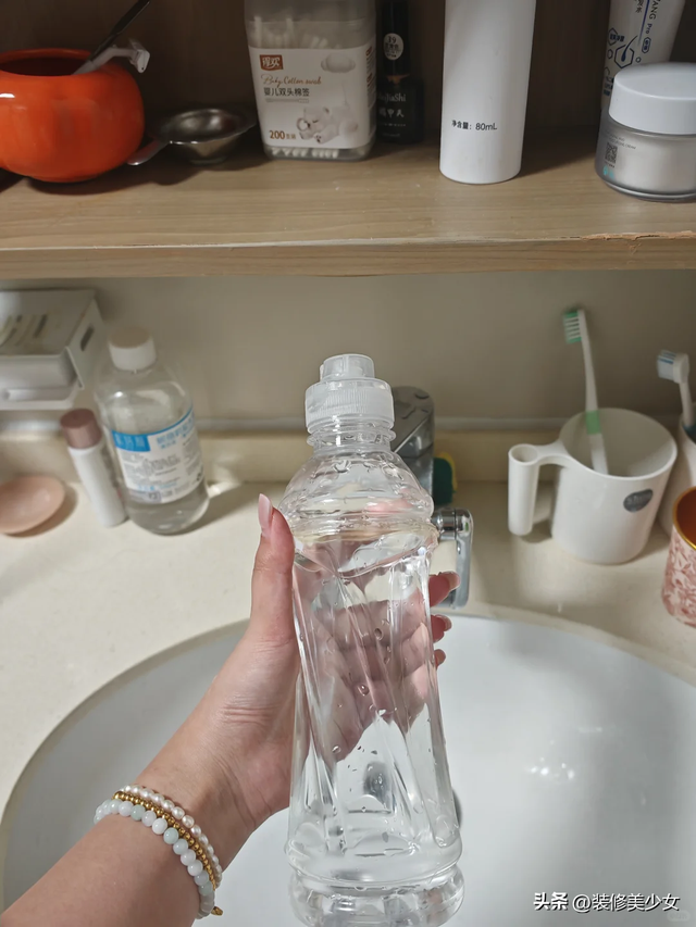 “尖叫	”都没想到	，靠瓶子爆火了！这哪是包装，明明是生活神器