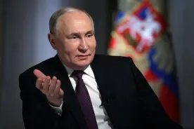 提起25年前的往事，普京给叶利钦盖棺定论，亲西方差点毁了俄罗斯图片