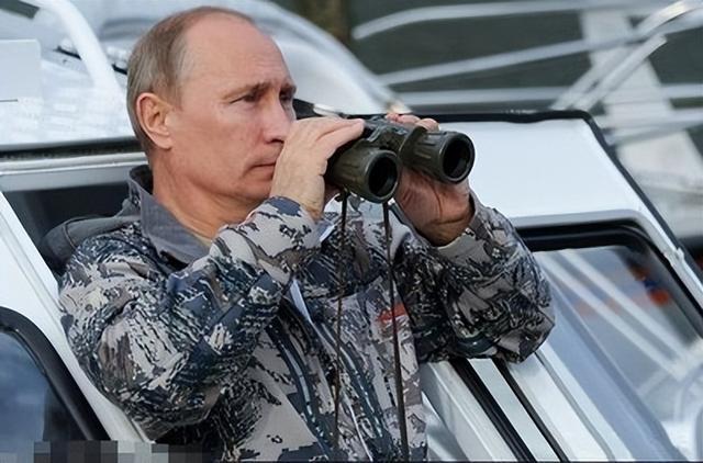 特朗普又变卦！暂拒援乌导弹，后续恐有大动作，俄乌和谈或重启