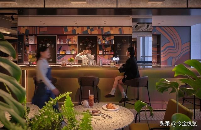 酒店告别老派，中高端品牌狂推新潮，只为成为年轻人的"白月光"！