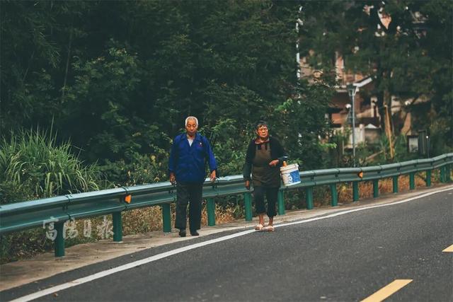 绝了！富阳这条公路，颜值爆表！是时候出动了！