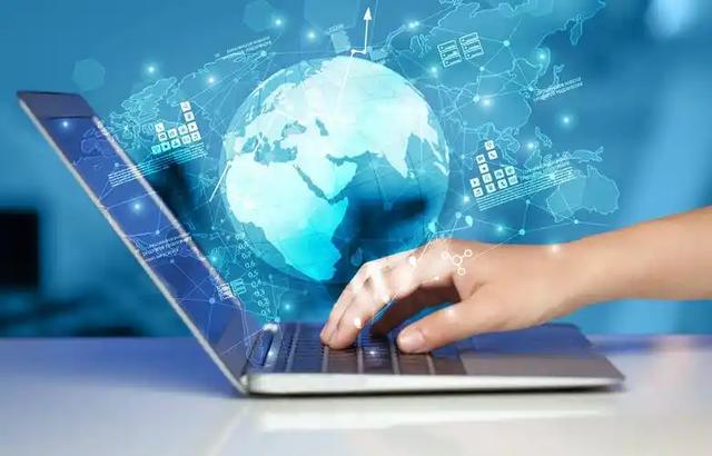 巴菲特最后揭秘！为什么"局外人"，能让伯克希尔穿越60年周期？