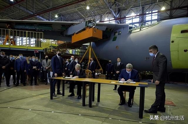 100亿化为泡影，34名顶尖电子战专家牺牲！中国空中预警机血泪史