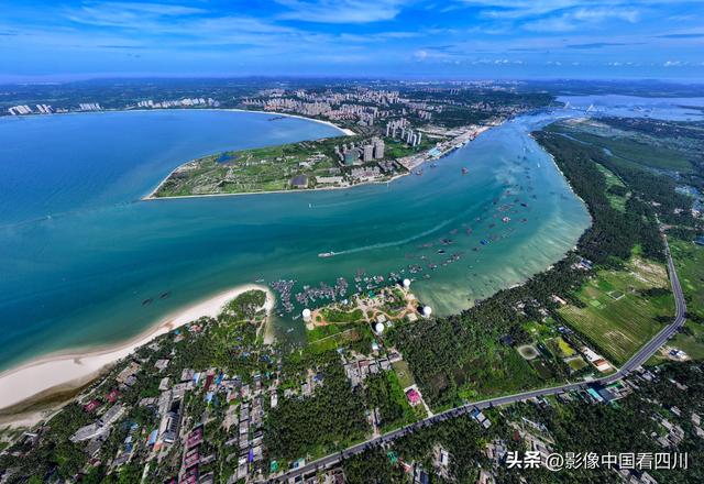 海南文昌：椰林湾引客来
