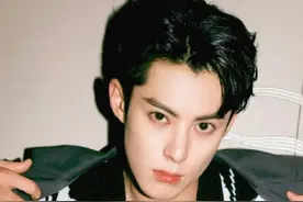 尖嘴猴腮，绿豆眼，这4位男星看似很帅，实际越看越怪！图片