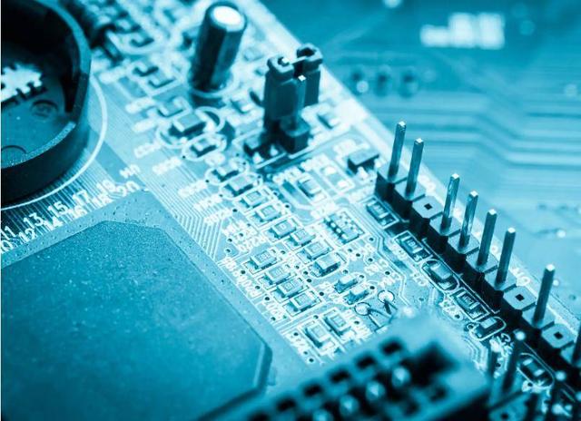 中国半导体净利之王：半年净赚32亿，比中芯国际、豪威还赚钱