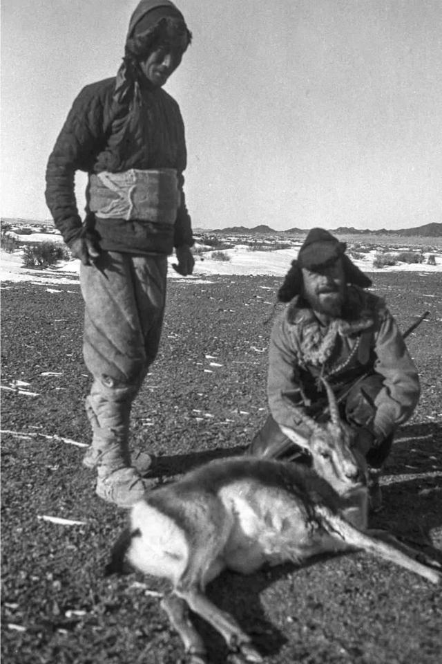 1926年,一个美国旅行者笔下的新疆三塘湖土匪李二