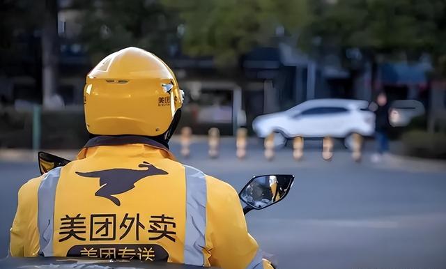 接手李嘉诚43个港口的贝莱德，居然是中国多家龙头企业的大股东！