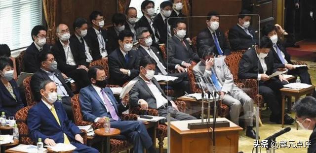 石破茂辞职第二天，中国火速出手、惩罚当代“大汉奸”，毫不手软