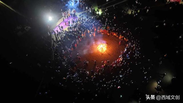 特稿｜驼铃声声传古韵 丝路古城燃篝火 张耀宇/文 焦庆祖/图