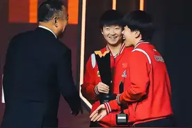 孙颖莎凭什么成了“这个时代最被记住的人”？一段解说道破真相！图片