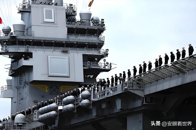 特朗普怒喷美航母麻烦不断，让其改回蒸汽弹射，关键是时间不等人