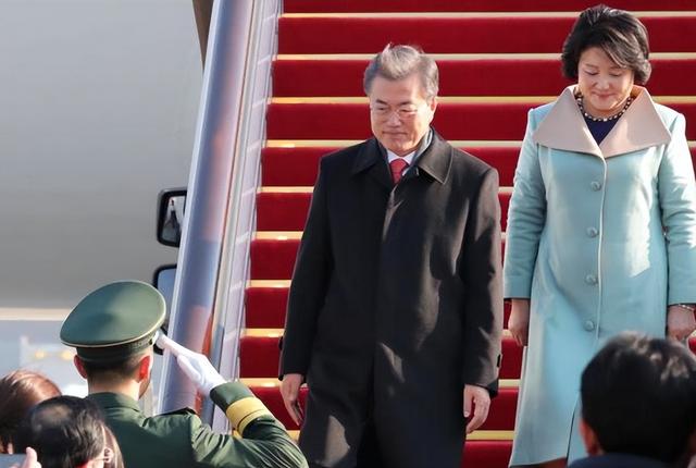 李在明决定不出席中国阅兵？记者解读