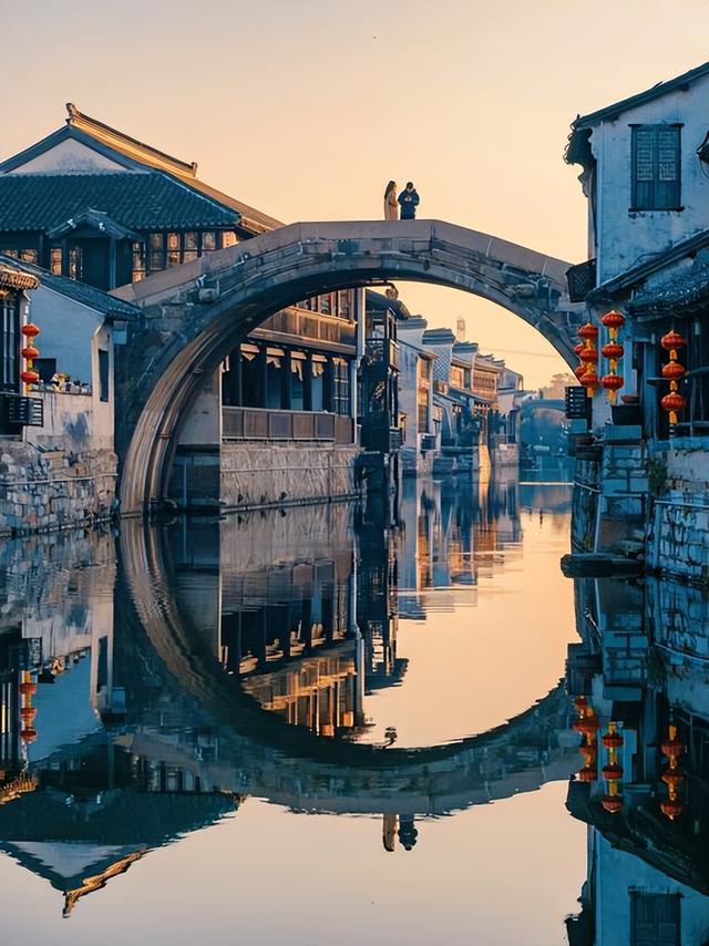 江南六大古镇怎么玩不踩雷？本地人私藏的 6 种隐藏玩法 + 最优路线