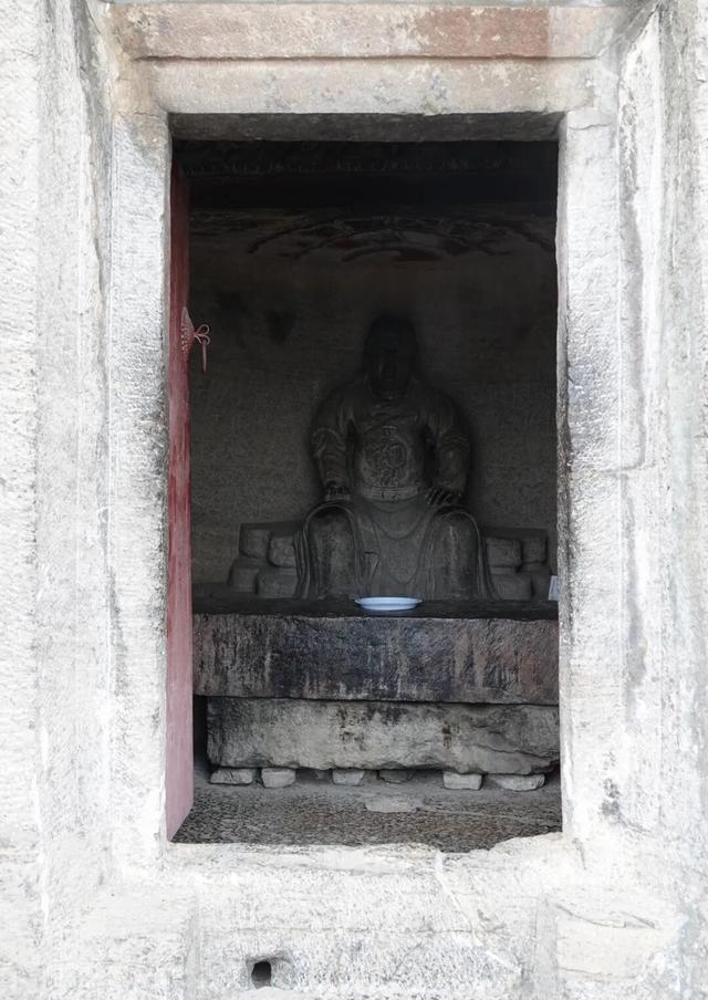 邯郸峰峰，北响堂山石窟笔记，被偷盗的佛窟和嗜血暴虐的北齐故事