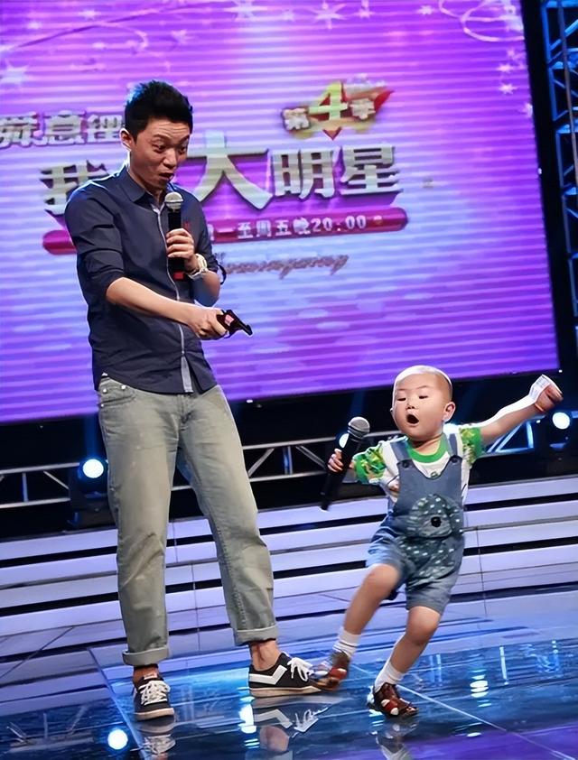 3岁上央视	，5岁登春晚，7岁就年薪百万，没想到现在却成了这样子