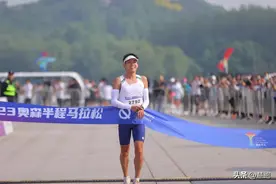 从纯业余跑者成为国家级健将，种瓜小伙跑进220的逆袭之路图片
