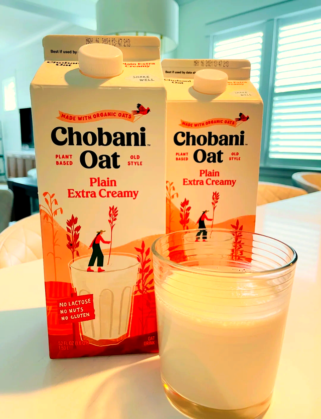 70万贷款起家，20年不靠融资，他把一杯酸奶卖到1422亿