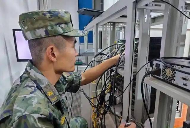 战略支援部队成军仅8年	，为何被撤销建制？一分为三后有何意义？