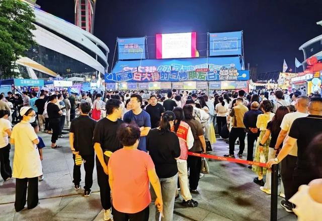 凤溪地万物集夜市今晚收官！“一码通”正式发布