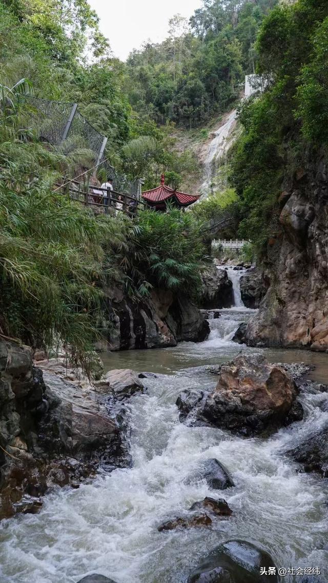 “千古沸腾百孔气”！腾冲热海，诠释国家 5A 火山温泉魅力