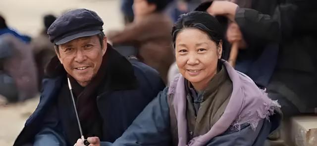 原来《父母爱情》里他们是真夫妻，结婚40年零绯闻，儿子也是导演