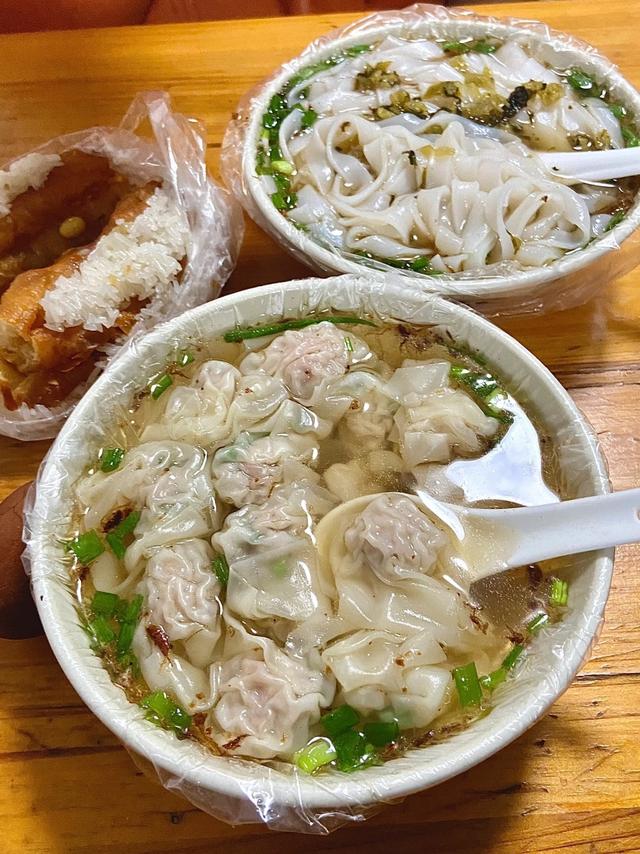 和老伴去福建三明，住了一个月，我实话实说：跟网上说的不太一样