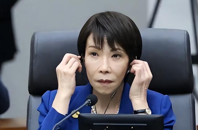 忍耐15天，李在明终于下令，韩国军队逼近独岛，高市再次喊话中国