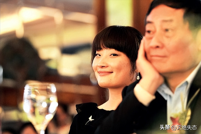 表面德高望重，背后一肚子“男盗女娼”！这几位名人太让人意外了