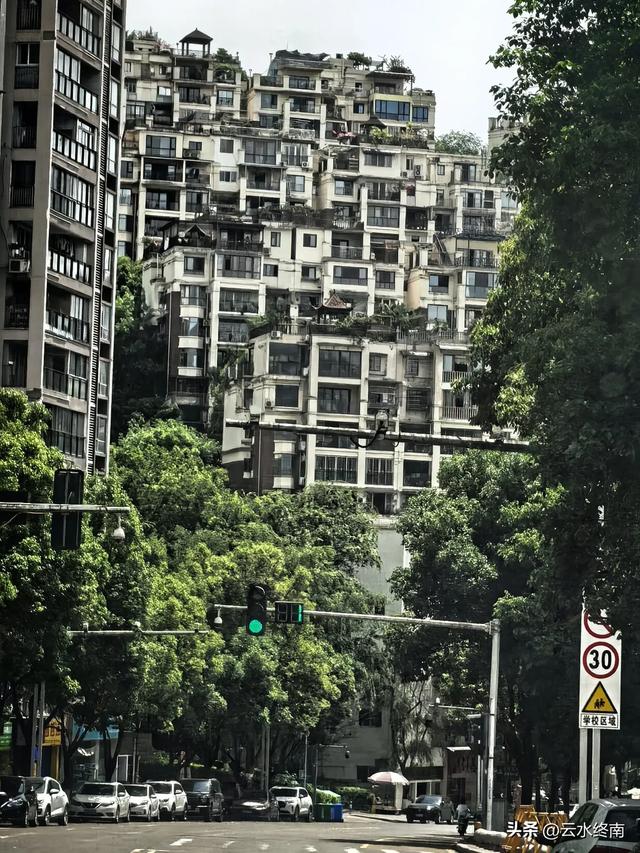 这是重庆严重被低估的城市:除了烤鱼,还有千年历史和移民纪念