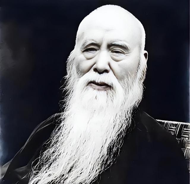 蒋介石败退台湾，带走的八位名人大师，结局如何？