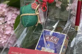 仪式感满满！学校“花样祝福”高考生图片