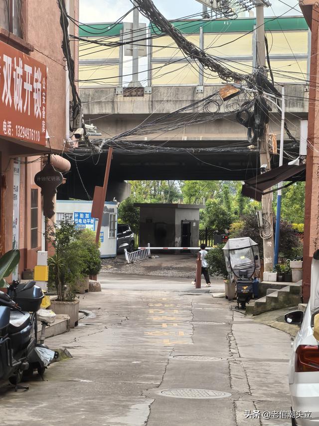 昆明的这个地方还是值得大家去走一走，看一看