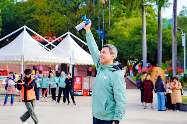 向上攀登！广中医三院2025年职工登山活动圆满举行