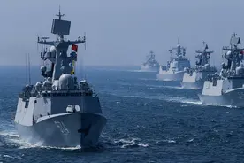 谁敢侵犯中国，我军33个航空师，从四面八方出击包饺子！图片