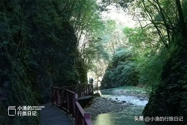 不用爬山！陕南原生态峡谷，瀑布吊桥、一步一景，景美休闲人不累
