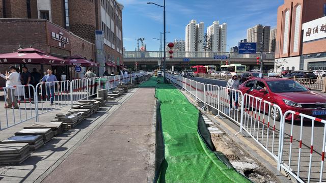 新疆国际大巴扎景区周边交通优化进行中 8月逛吃更顺啦