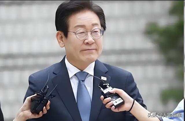 首个拒绝出席阅兵的总统出现？正式通告全球，还好中方留了一手
