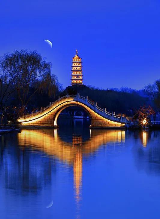 我56岁绝经了	，和67岁的他出去玩了12天，回来我果断提出散伙