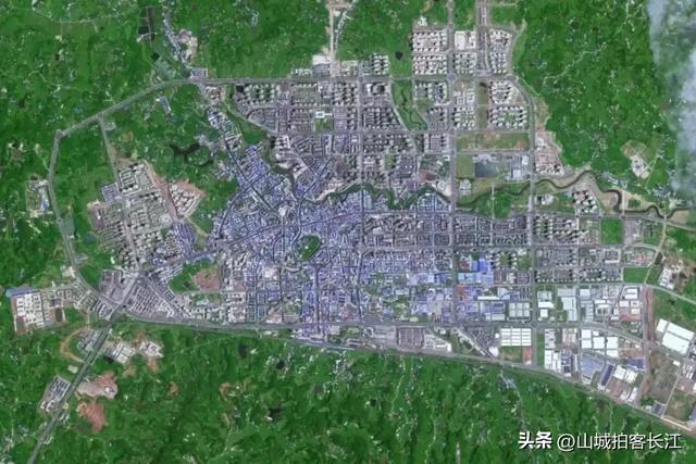 四川超有远见的小县，环城路比地级市还超前，是生态旅游百强县！