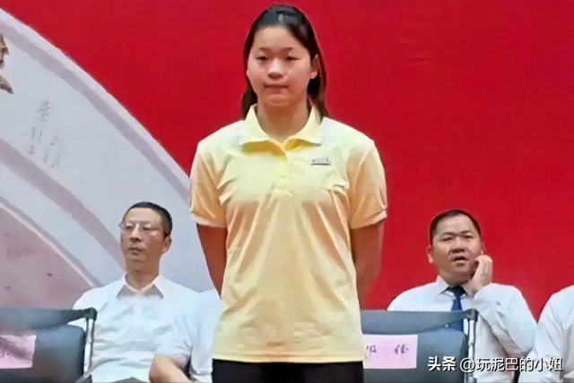 全红婵入学仅4天，被嘲发胖、没学历，官媒：退不退由她自己决定