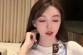 惊讶！叶珂直播称从来不在学校去厕所 很粗鲁！网友热议！图片