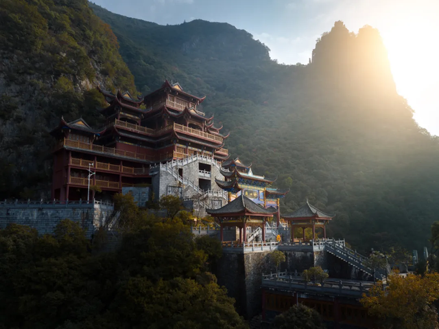 巫山 | 山水与烟火间的青春诗篇