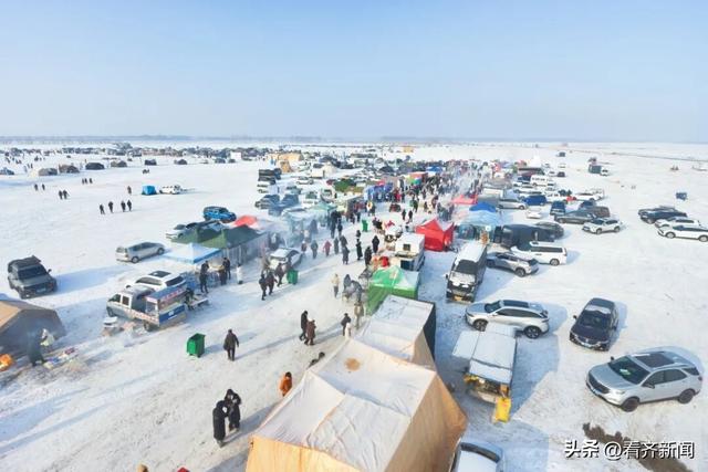东北大席、雪地烟花秀、万人雪地蹦迪……齐齐哈尔这里每天精彩不断