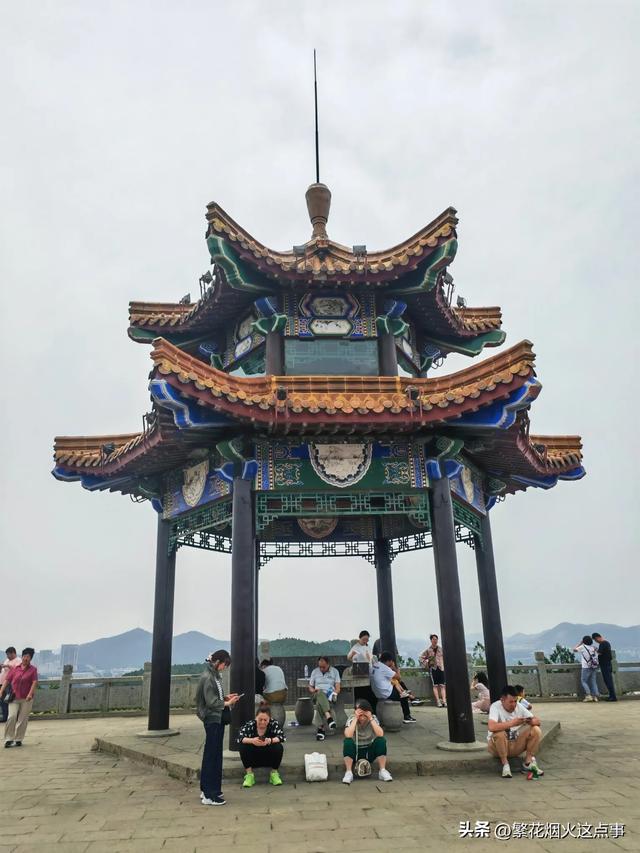 今天去爬云龙山太值了！三个山头三层景，从古迹到湖景全拿下