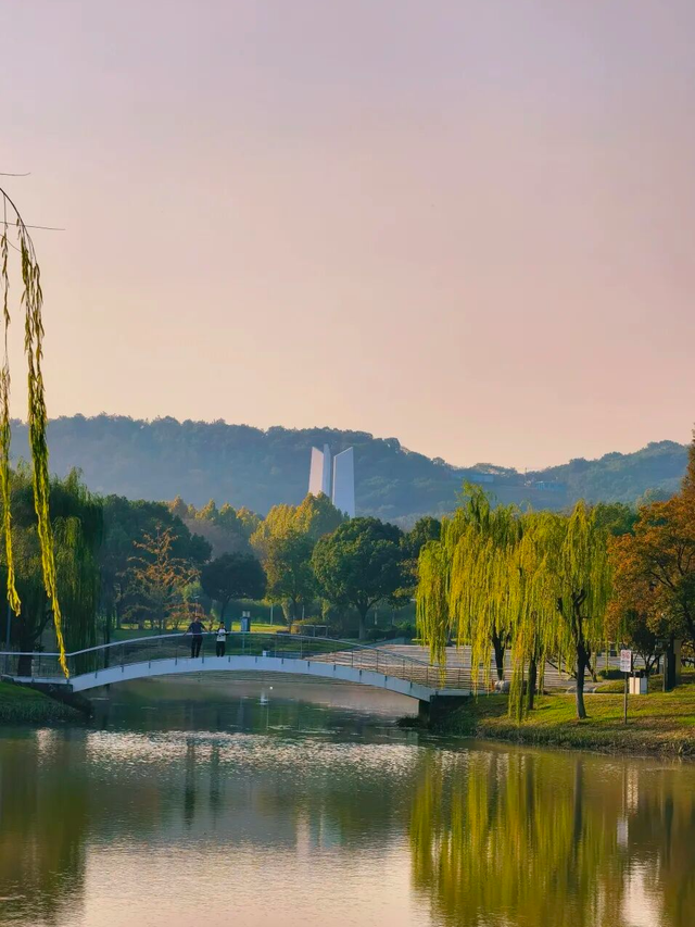 逛起来！8小时10个公园！