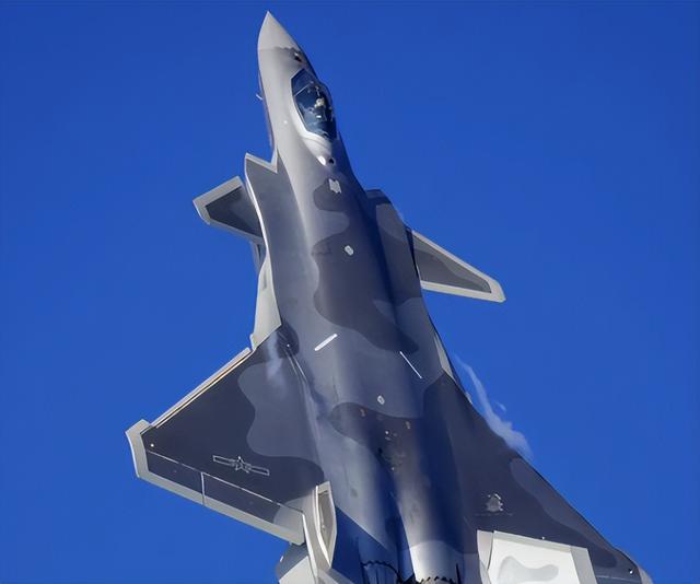 造六代机还是五代机？美媒预测歼-20产量将超过1000架！真的吗？