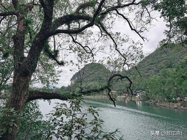 桂林：走进穿山公园，登穿山、塔山，看美丽的湖光山色