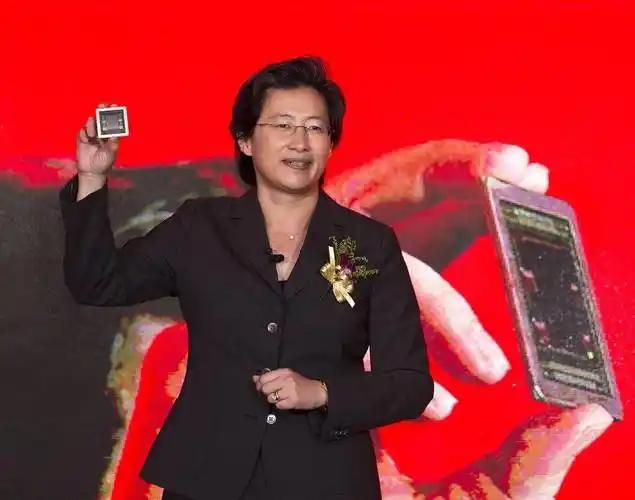 顶着骂名给中国送技术，年薪超4亿的她，为何敢和美国对着干
